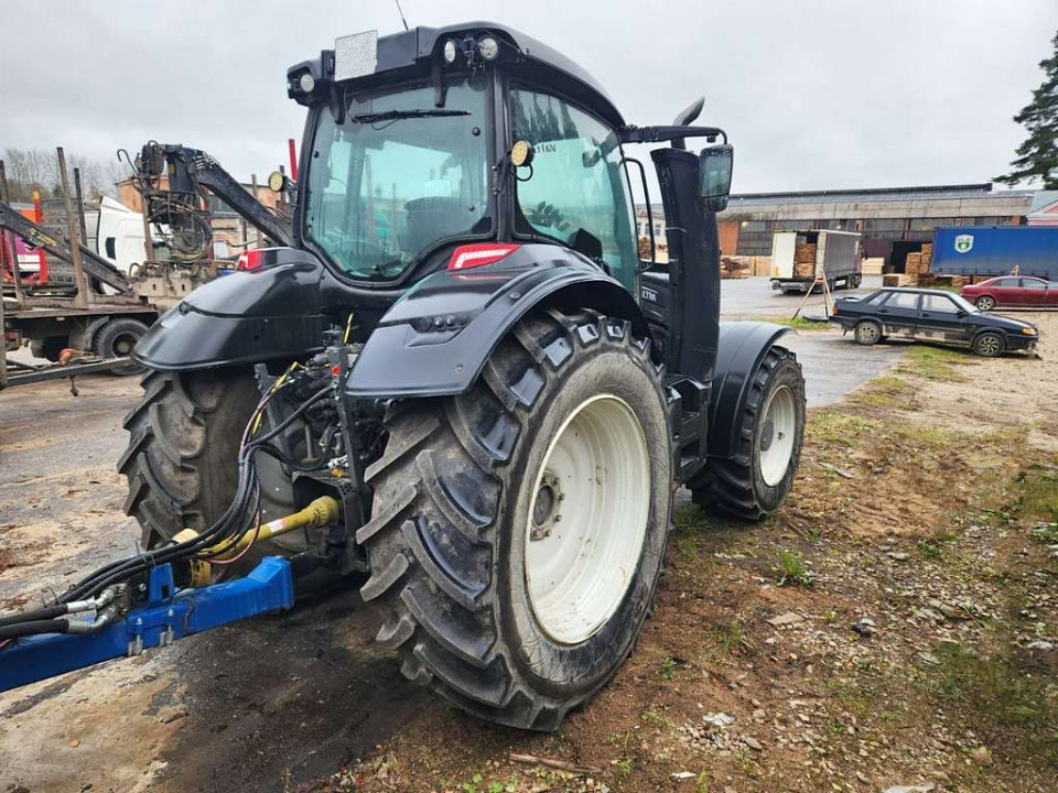  Трактор  VALTRA T 194 A  2022 года