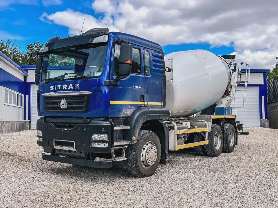  Автобетоносмеситель SINOTRUK ZZ5256GJBV384ME  2022 года