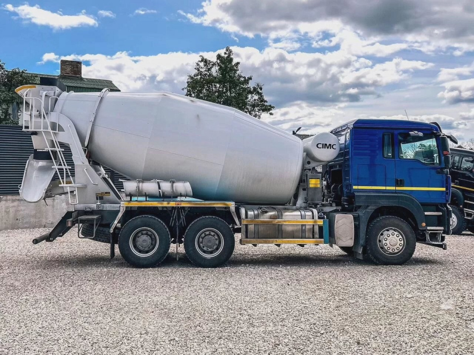  Автобетоносмеситель SINOTRUK ZZ5256GJBV384ME  2022 года