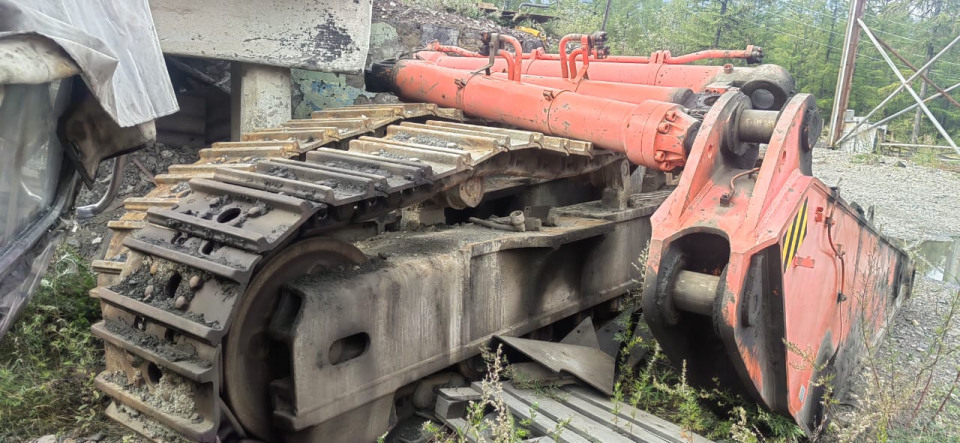  Экскаватор Hitachi ZX850  2012 года