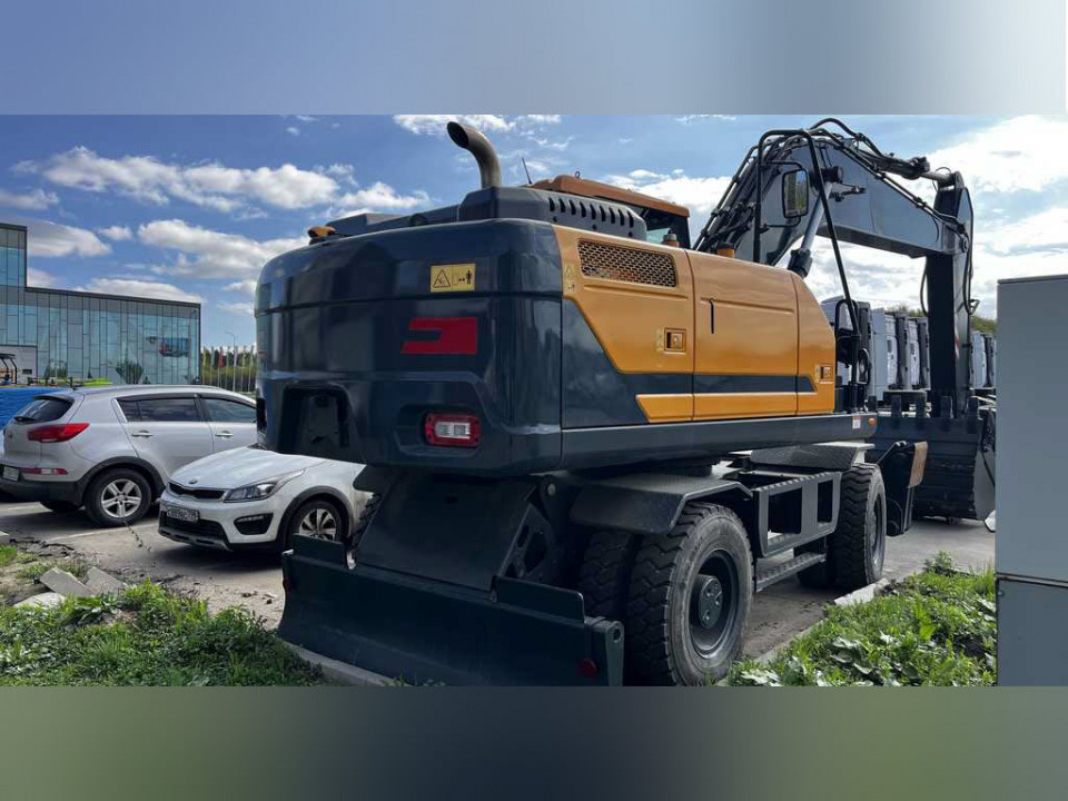 Hyundai HW 210  2025 года