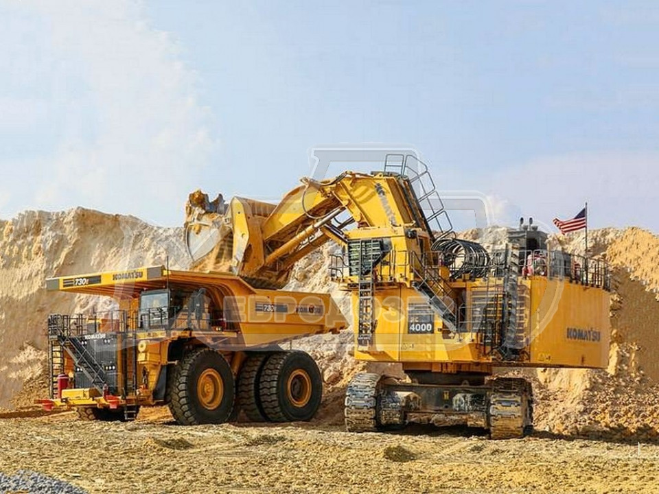  KOMATSU PC4000-11  