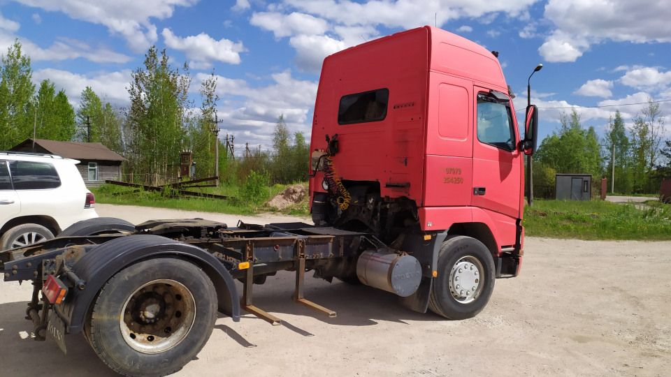 Volvo FH  1999 года, 4х2, 380 л.с.