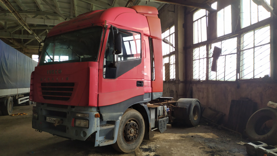 IVECO Stralis  2002 года, 4х2, 430 л.с.
