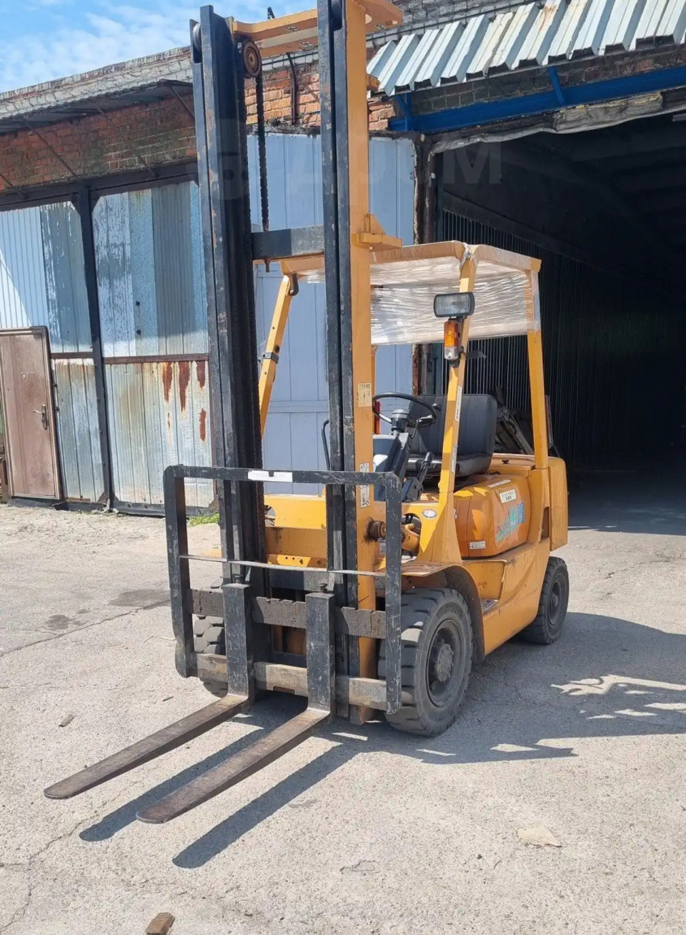  Погрузчик Mitsubishi FG25  2010 года