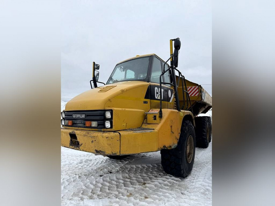  думпер CAT 730  