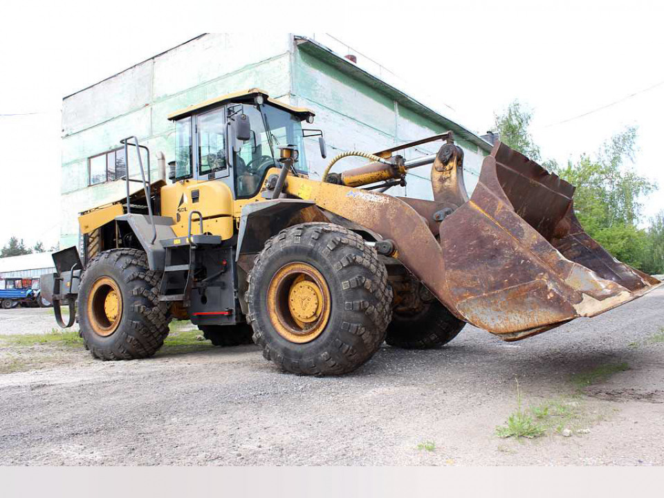  Погрузчик фронтальный  SDLG 956L  