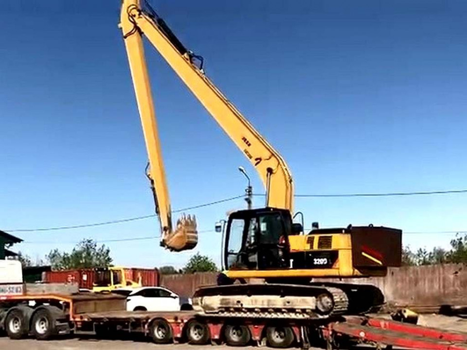  Экскаватор Caterpillar 320 Long reach  