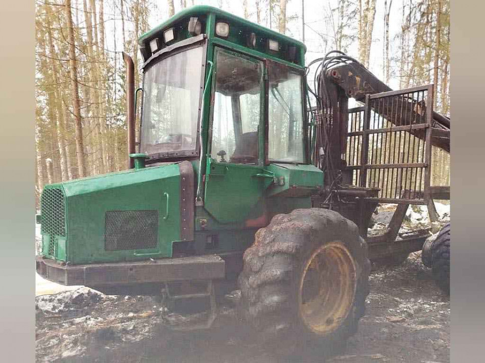  Другой  Форвардер Timberjack 1010  