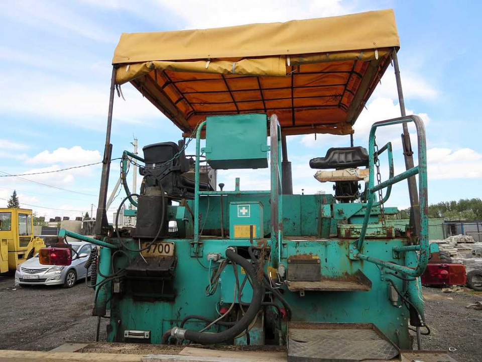  Асфальтоукладчик  Vogele Super 1800  