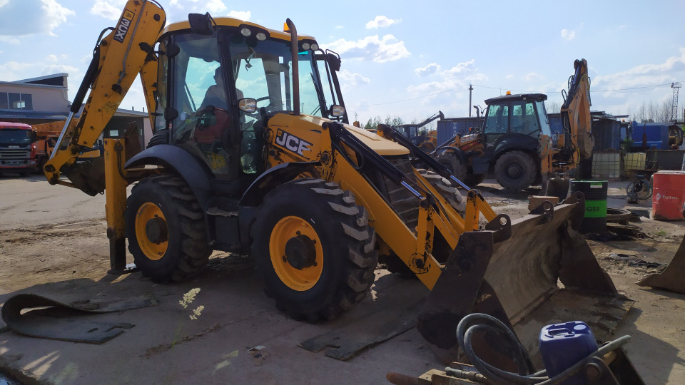  Экскаватор-погрузчик JCB 3CX Super  2014 года