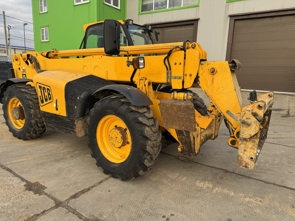  Погрузчик фронтальный JCB loadall 540-140  2007 года