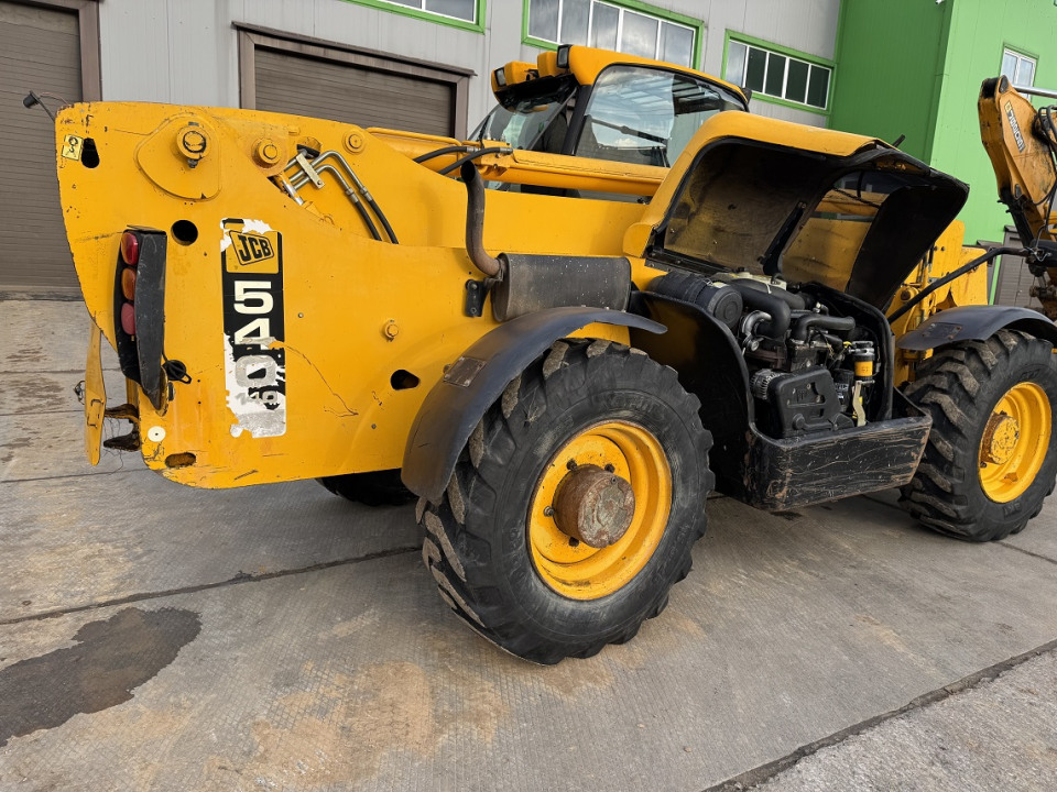  Погрузчик фронтальный JCB loadall 540-140  2007 года