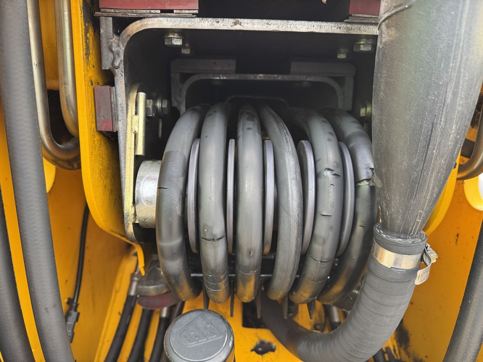  Погрузчик фронтальный JCB loadall 540-140  2007 года