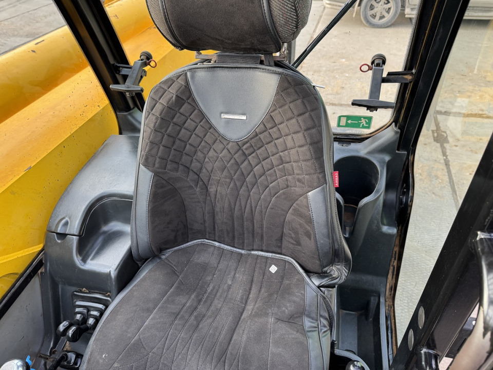  Погрузчик фронтальный JCB loadall 540-140  2007 года