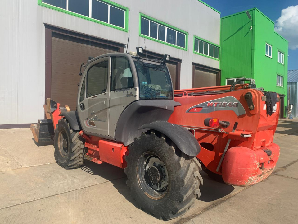  Погрузчик фронтальный  MANITOU MANISCOPIC MT 1840  2011 года