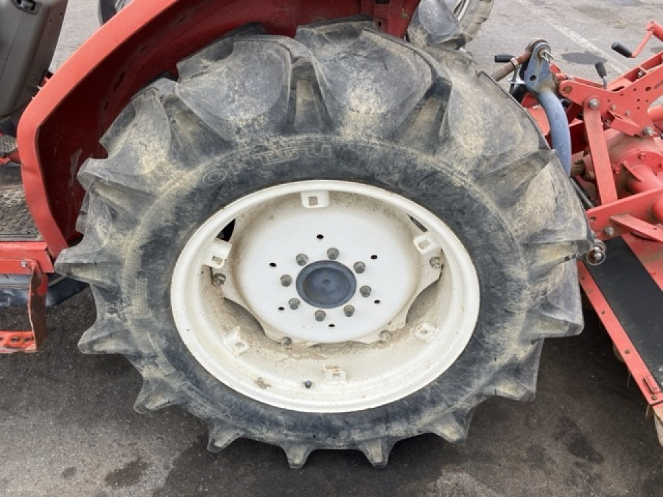  Трактор  Yanmar AF33  2005 года