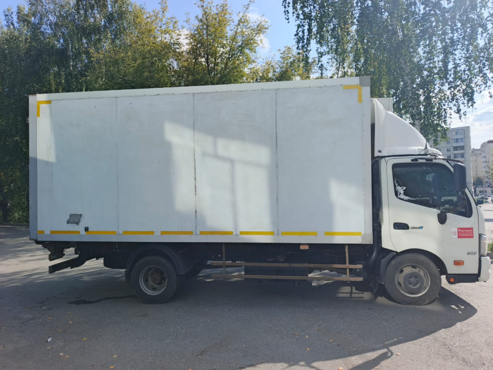 Hino 300  2021 года