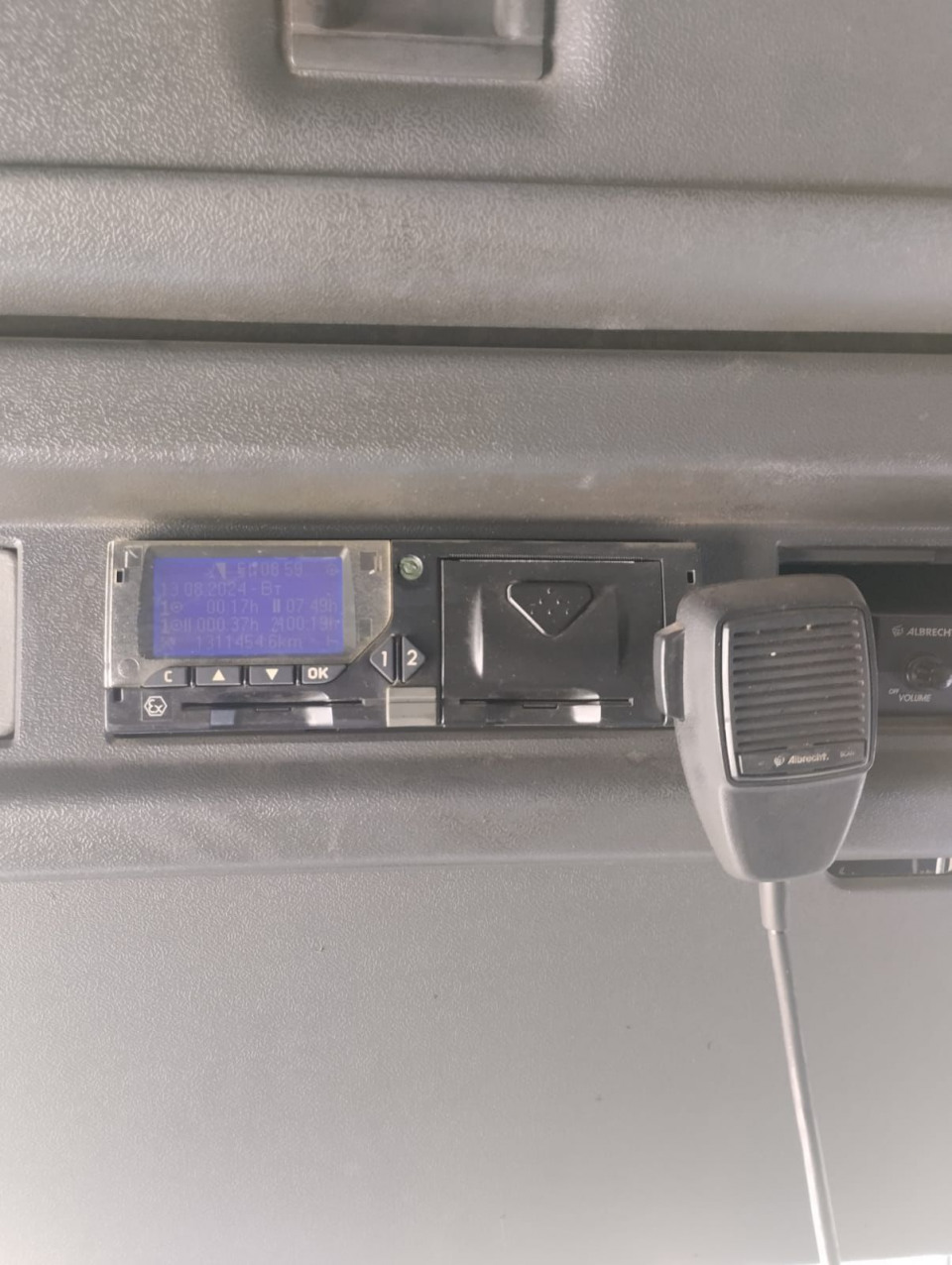 Scania P340  2008 года, 4х2, 340 л.с.
