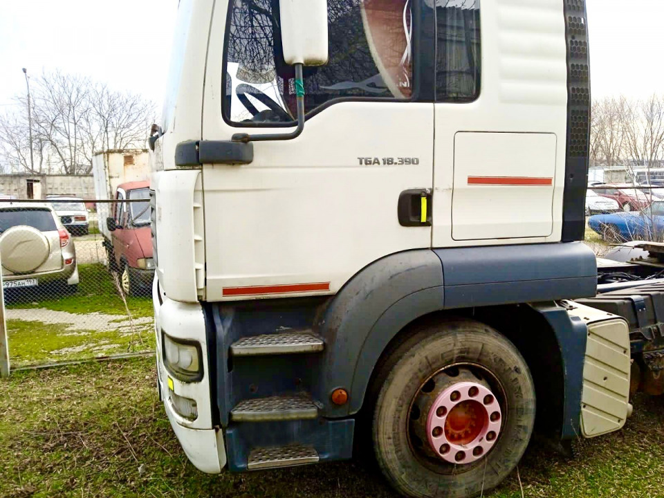 MAN TGA  2007 года, 4х2, 390 л.с.