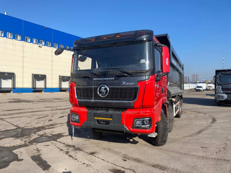 SHACMAN SX33186V366  2024 года