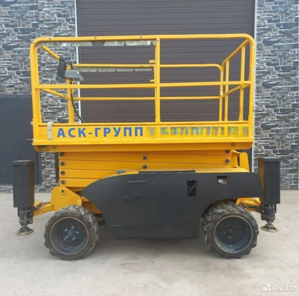  Другой  Сомпакт 12 DX  2012 года