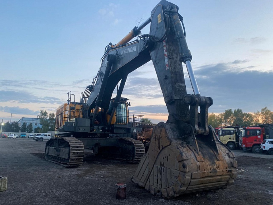  Экскаватор Hyundai R1250  2023 года