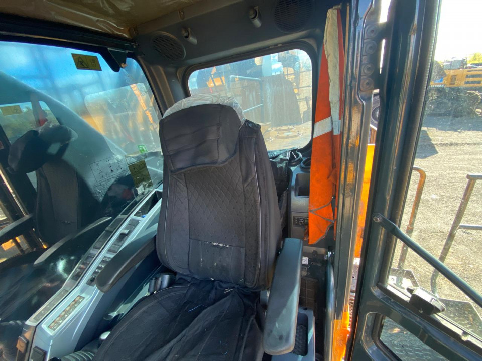  Экскаватор Hyundai R1250  2023 года