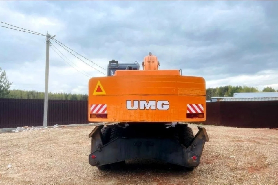  Экскаватор  UMG E185W  2022 года