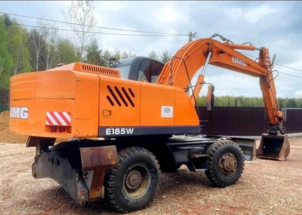  Экскаватор  UMG E185W  2022 года