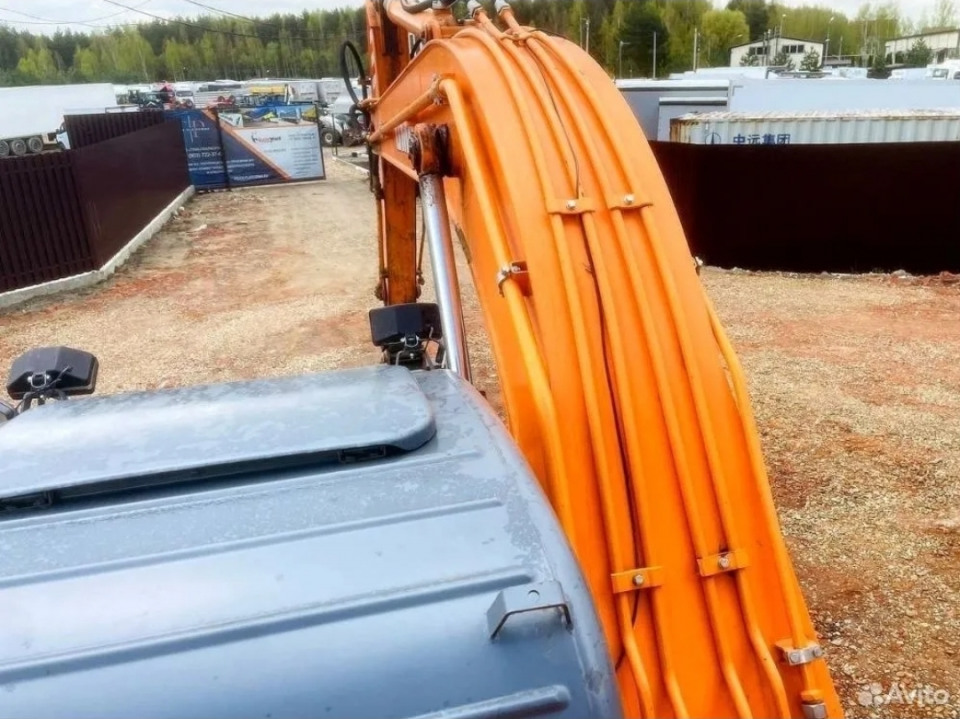  Экскаватор  UMG E185W  2022 года