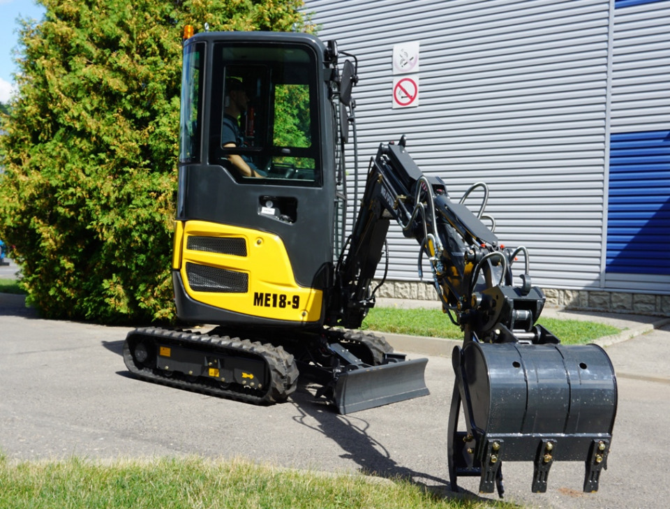  Мини-экскаватор MaxPower ME18.9  2025 года