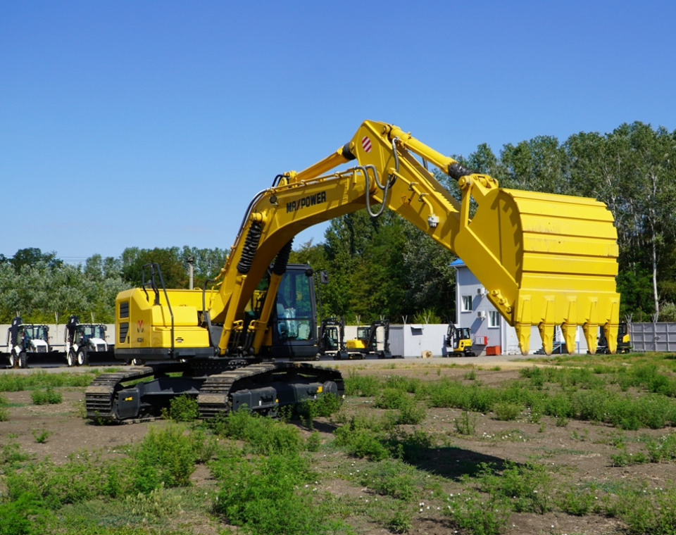  Гусеничный экскаватор MaxPower ME335.9  2025 года