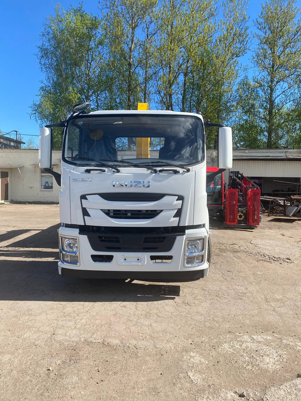 Isuzu Giga  2025 года, 5 т
