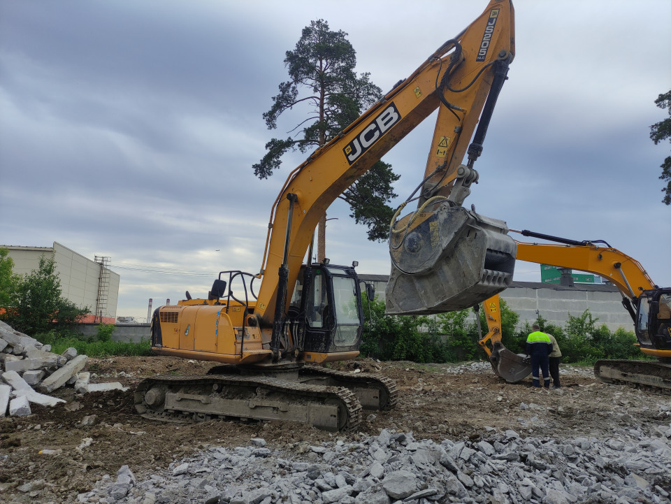  Экскаватор JCB JS 205 NLC  2018 года