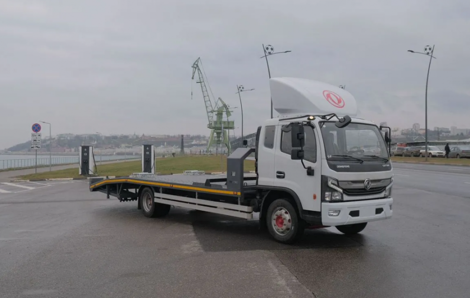  Эвакуатор Dongfeng C120  2025 года